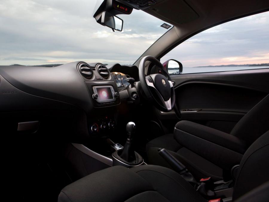  Alfa Romeo MiTo 2014 года  (AU) (фото 3 из 34)